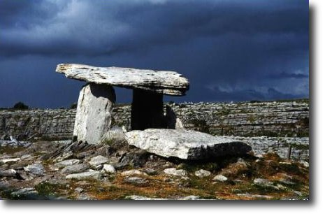DOLMEN POULNABRONE